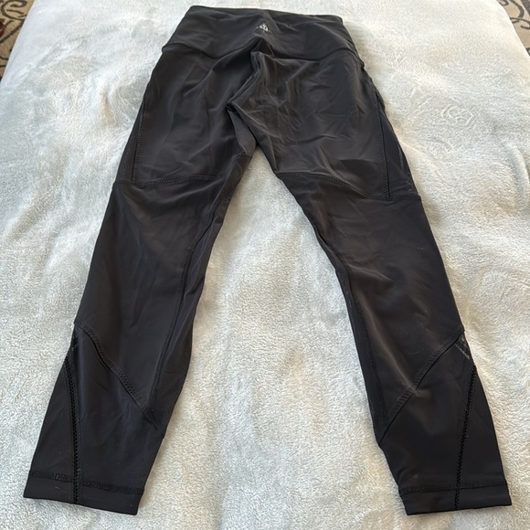 LULULEMON WANDERLUST HIGHEST
TIME LEGGINGS - Picture 3 of 3